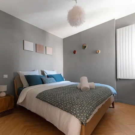 Le Helder - Elegant A Proximite Des Thermes ヴィシー